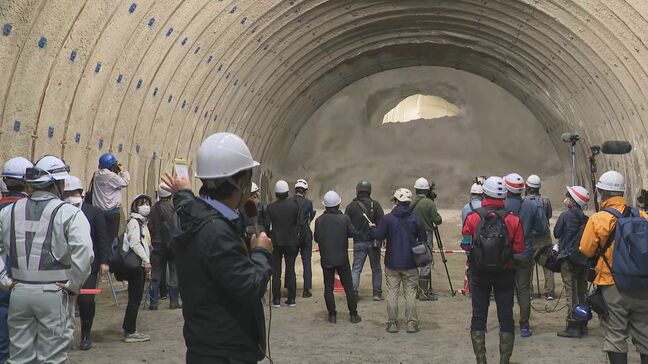 「リニア」トンネル内部を公開！豊丘村と大鹿村にまたがる全長15.3キロの「伊那山地トンネル」　本線隣接する工区で初めてトンネル貫通　長野|TBS NEWS DIG