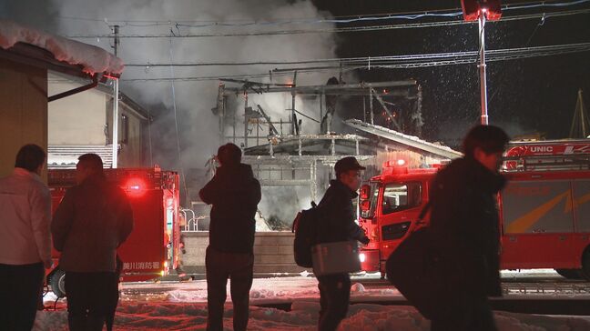 石川・白山市議会議員の住宅兼店舗で火事「2階まで炎がばっと上がって」|TBS NEWS DIG
