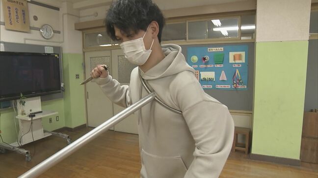 立川市の事件受け小学校で訓練　参加した教職員「保護者の場合 いきなり不審者として判断してよいものか」 さすまたの効果的な使用法は？ 岐阜|TBS NEWS DIG