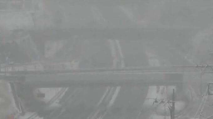 【速報】中央道・八王子IC～一宮御坂ICの上下線で通行止め　都留IC➡大月JCTの上り線も　雪のため　【午前9時33分】|TBS NEWS DIG