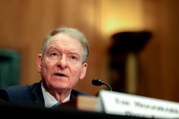 米ＳＥＣ委員長、ヘッジファンド情報開示ルールの緩和検討を指示