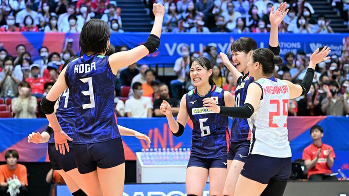 眞鍋ジャパンが開幕3連勝、古賀紗理那ら3人が2桁得点でブルガリアにストレート勝利【ネーションズリーグ】|TBS NEWS DIG