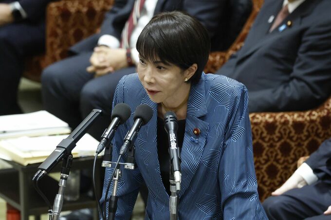 高市首相、政府系ファンド構想の議論に期待感－現時点で評価言えない