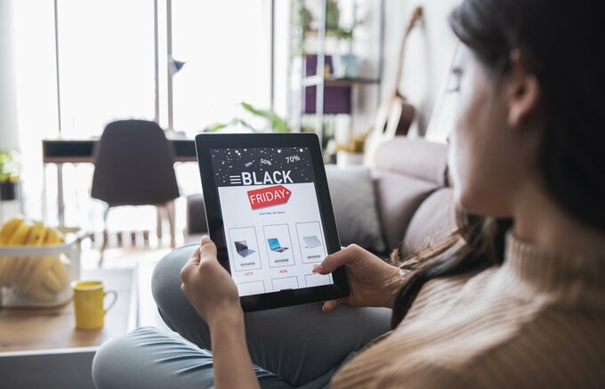 お買い得品はChatGPTに聞け－ブラックフライデーで広がるＡＩ活用