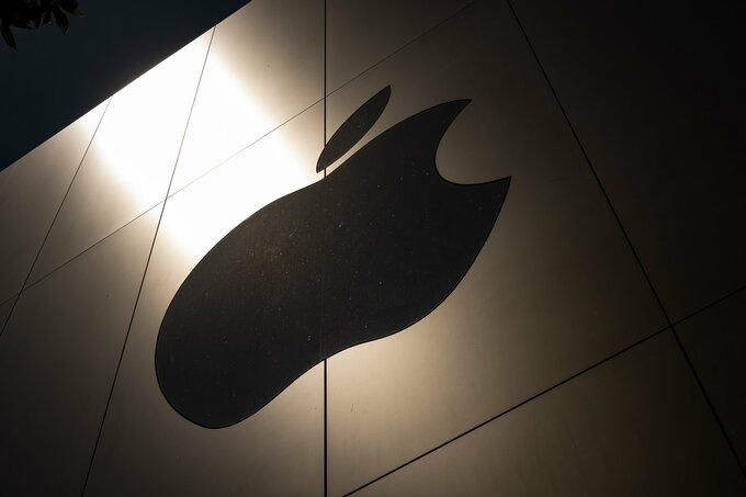 アップル次期CEOターナス氏､退職した元幹部呼び戻す－新体制づくりへ