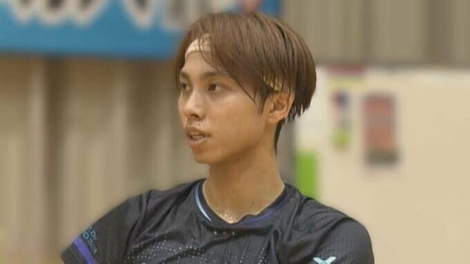 初の“世界王者”にはなれず…　バドミントン世界選手権 男子シングルスで奈良岡功大（青森市出身）が決勝進出もゲームカウント0対2で敗れる　粘り強さ見せるものの…|TBS NEWS DIG