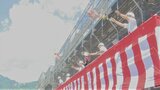 中学生たちが懐かしの「餅まき」体験 建設が進む中学校の新校舎上棟式で 山梨 | 山梨のニュース | UTYテレビ山梨