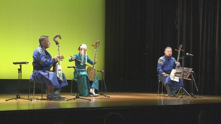 モンゴル民族音楽のコンサート開催 「ホーミー」「馬頭琴」で観客を