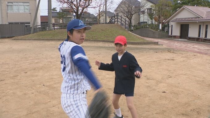 “投げる・打つはリズムが大事 ” 地元のプロ野球選手が直接アドバイス　|　石川県のニュース｜MRO北陸放送