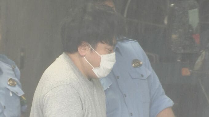 教え子の小3女子児童（8）の水着に下半身をこすりつけるなどした疑い 都内公立小学校教諭の男（40）を再逮捕|TBS NEWS DIG