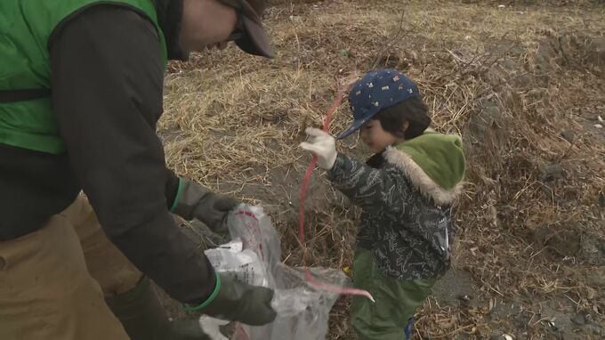 北海道浜中町で海岸の清掃活動　地元住民ら約50人が参加「みんなが安心して使えるように」霧多布湿原に面した琵琶瀬海岸|TBS NEWS DIG