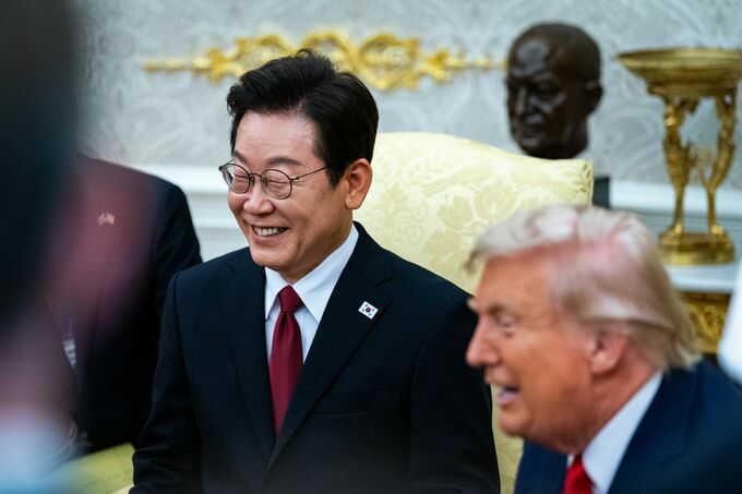 韓国大統領、トランプ氏に金正恩氏との会談調整提案－ＡＰＥＣに招待