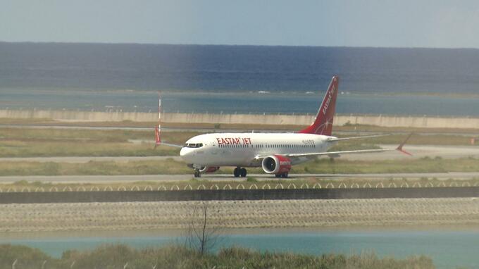 韓国でも夏休み　4年半ぶり再就航のLCC「イースター航空」で180人が来沖|TBS NEWS DIG