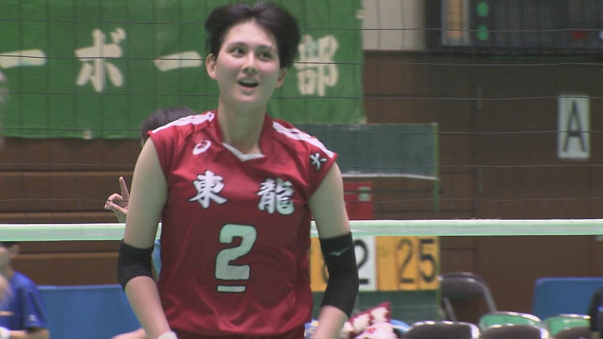 大分県高校総体　女子バレー決勝　日本代表候補・忠願寺がチームトップの得点でけん引