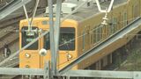 大雨の影響続く…JR在来線で運転見合わせ「不便」「しかたがない」受け止めはさまざま|TBS NEWS DIG