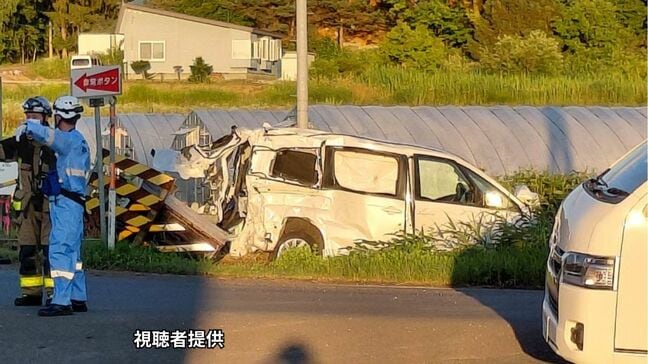 踏切で列車とレンタカーが衝突　レンタカーに乗っていた外国籍の5人がけがをして病院搬送　全員意識あり　列車の乗員乗客にけがなし　北海道・JR富良野線|TBS NEWS DIG
