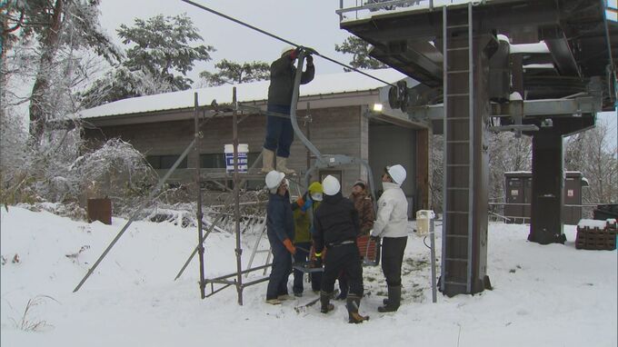 大山ますみず高原のスキー場　２０日のオープンを前にリフト取り付け急ピッチ|TBS NEWS DIG