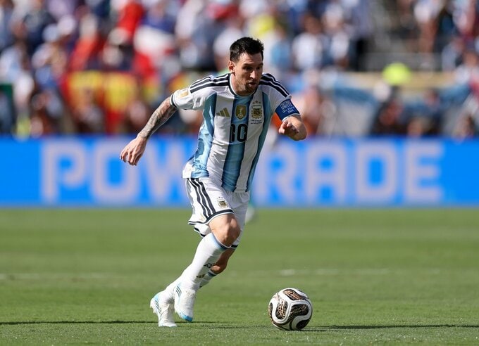 メッシ選手、アルゼンチン代表引退を表明－W杯決勝敗戦後一時代に幕