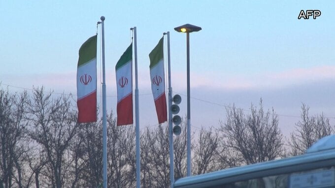 イラン各地でデモ　経済悪化に抗議　体制批判の声も