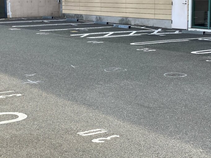 深夜の駐車場で男を殴った疑いで自称会社員の男を逮捕　殴られたとみられる男性は意識不明の重体　広島|TBS NEWS DIG