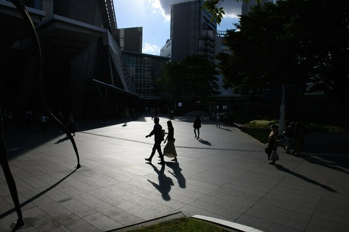 長期や超長期債が上昇、日銀利上げ警戒も２年入札結果順調