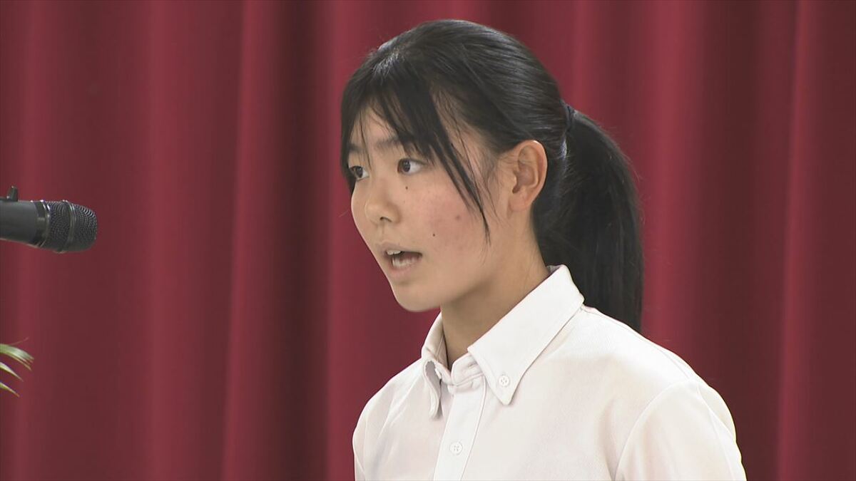 「誰にでもできる防犯。それが挨拶です」　中学生が防犯や交通安全を訴え　警察署などが主催の弁論大会　山梨