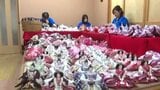 ひな人形づくりが最盛期 住宅事情を背景に親王飾りや落ち着いた色合いが人気 愛媛・新居浜市|TBS NEWS DIG