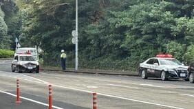 【続報】現場は平戸市立志々伎小学校近く　強盗未遂事件　刃物男が逃走中《特徴》40代、身長160センチ位、黒色長袖、紺色長ズボン、シルバーの軽自動車|TBS NEWS DIG