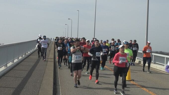 コロナ禍乗り越え4年ぶり開催「能登和倉万葉の里マラソン」に3700人のランナー　|　石川県のニュース｜MRO北陸放送
