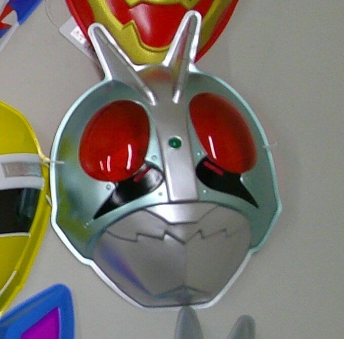 「長野の仮面ライダー」さん、ありがとう！中央児童相談所に匿名でおもちゃのプレゼント　ヒーローキャラクターのお面や水鉄砲など　一時保護所などの子どもたちへ贈る予定　長野　　|　SBC NEWS | 長野のニュース | SBC信越放送