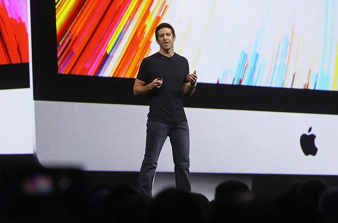 アップル次期CEO候補の権限拡大、ハード部門トップがデザインも統括