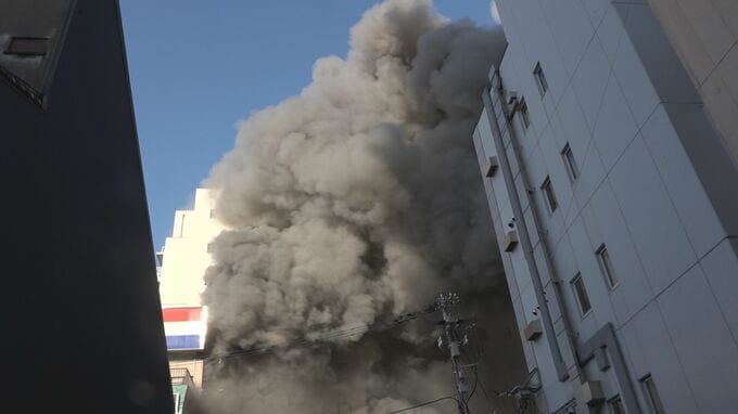 オムライスが人気の老舗喫茶店で火事 店主の70代妻と"連絡取れず" 料理中に出火 白昼の繁華街が騒然　富山　|　富山のニュース｜天気・防災｜チューリップテレビ