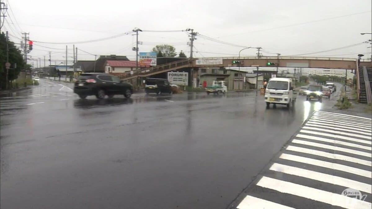 自転車が軽乗用車にはねられ83歳女性が死亡 弘前市の国道7号交差点