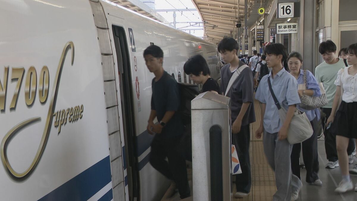 きょうから新幹線のぞみ「全席指定席」 名古屋駅は帰省客などで混雑 予約ピークは下りがあす9日 上りは17日