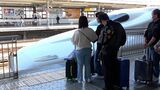 「並んでも着席できない可能性が…」新幹線も、高速も、観光地も、大混雑!ゴールデンウィーク後半がスタート | 静岡のニュース | SBSNEWS | 静岡放送