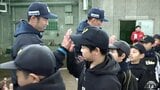 プロ野球西武の外崎修汰選手・成田晴風投手が野球教室　青森県弘前市　|　青森のニュース│ATV NEWS│青森テレビ