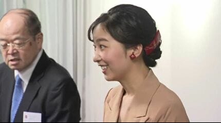 佳子さまが身に着けた輪島塗のアクセサリー 全国から問い合わせの連絡