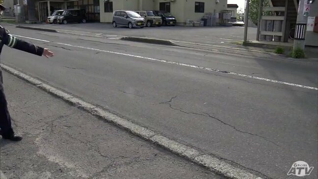 「2度とこういった事故は発生させない」6歳男児死亡事故　現場診断で関係者から再発防止策として「街灯の増設」求める声など　警察や交通安全協会などから約20人参加　|TBS NEWS DIG
