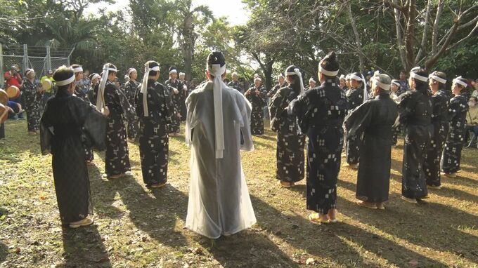 本部町の中学生が300年の伝統行事「シニーグ」に参加 豊作や地域の安全を祈願|TBS NEWS DIG