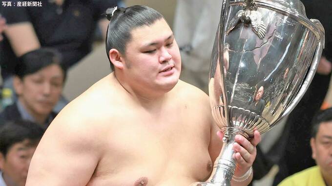 新小結・大の里が史上最速Vの快挙！幕下デビュー7場所目で涙の初賜杯、本割で阿炎を圧倒し12勝3敗【大相撲夏場所】|TBS NEWS DIG
