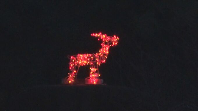 廃線となったJR三江線の駅のホームに　イルミネーション　島根県美郷町　|　BSSニュース | BSS山陰放送