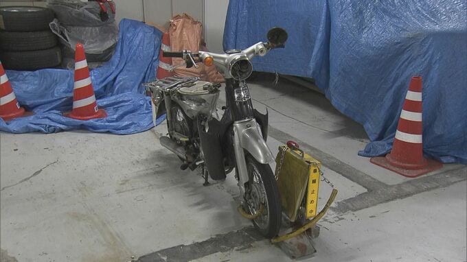 後ろから走ってきた乗用車に追突され…バイクの20代くらいの男性が頭を強く打ち死亡  愛知･豊橋市|TBS NEWS DIG