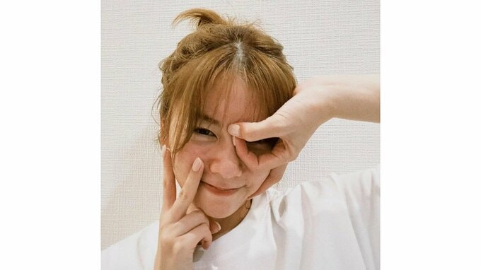 【 小芝風花 】29歳の誕生日を金髪ショットで報告「20代ラストイヤー。今年の課題は、改めて自分と向き合うこと」|TBS NEWS DIG