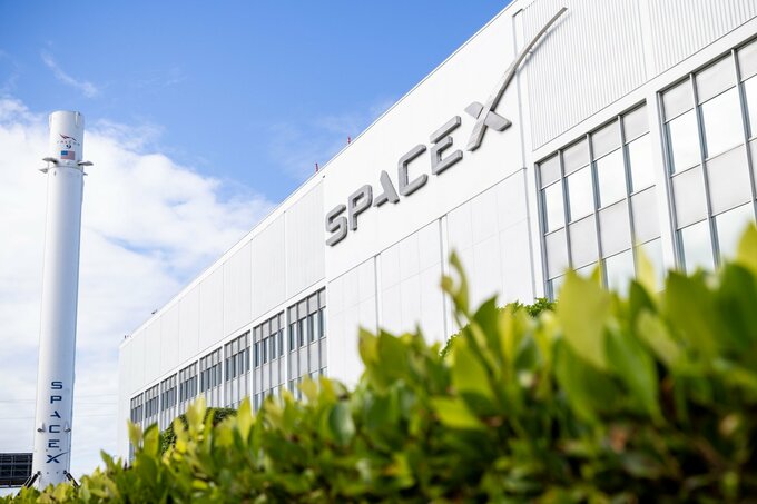 スペースXのIPO、予定の株式売却数を上回る需要集める－関係者