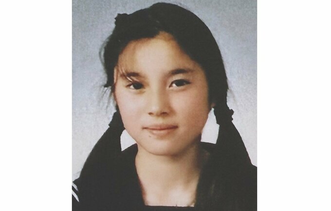 【 瀬戸朝香 】　「中学時代のわたし…笑笑」　学生時代の写真をアップ　「33年の時を経て　3年間通った場所に戻ってきたよ…」|TBS NEWS DIG