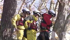 カナダ国籍の英語指導助手の男性が勤務先の小学校を出て以降行方不明に「似た人物がバスを降りた」目撃情報の志賀高原で100人態勢で捜索も手がかりなし 14日も捜索継続 身長約180センチ小太り、肩までの金髪|TBS NEWS DIG