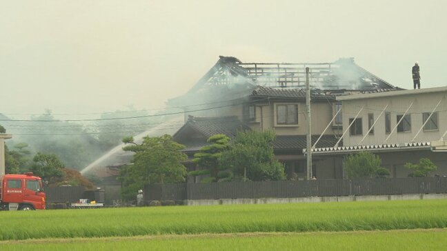 「エアコン工事中に出火した」と工事業者から通報　富山市の住宅火災、約3時間後に消し止められる|TBS NEWS DIG