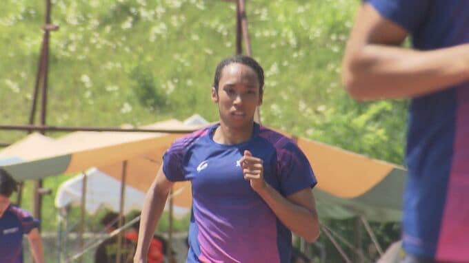 「ぐいぐい行ってトントントントン…」井戸アビゲイル風果選手が100M・200Mで2冠達成【日本陸上選手権】|TBS NEWS DIG