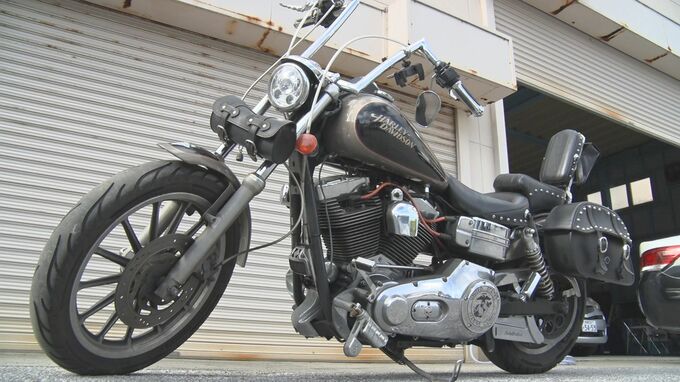酒に酔って大型バイクを運転し車に接触　衝突した歩行者2人にもケガ負わす　沖縄市|TBS NEWS DIG