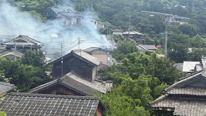 【速報】長崎市為石小学校近くで火災「家が燃えてます」|TBS NEWS DIG
